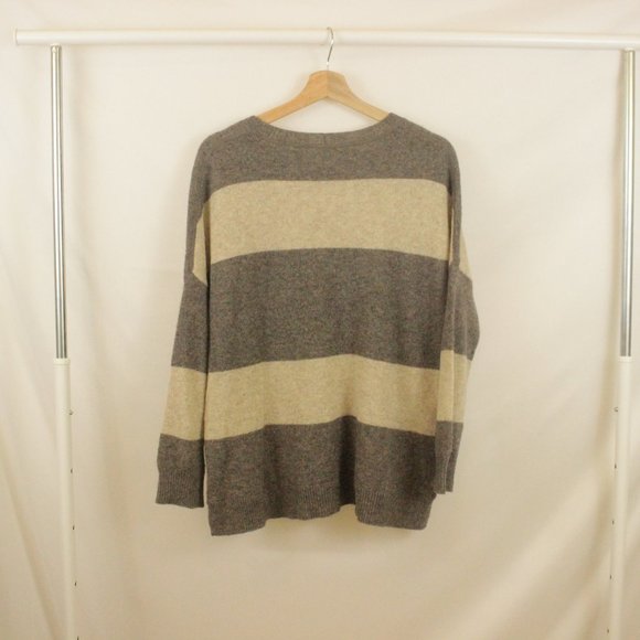 Vince Wool & Yak Hair Striped Sweater Gray Beige Size Small - Picture 7 of 8